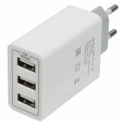 Сетевое зарядное устройство DIGMA DGWC-3U-5A-WG 30W 3A (PD+QC) 3xUSB (белый)