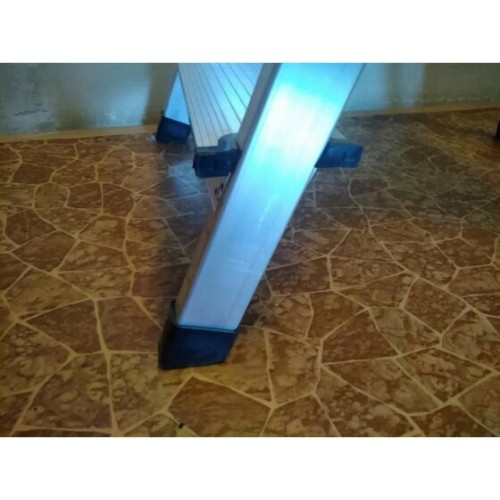 Стремянка Вихрь СА 1х3 (73/5/1/1) 5