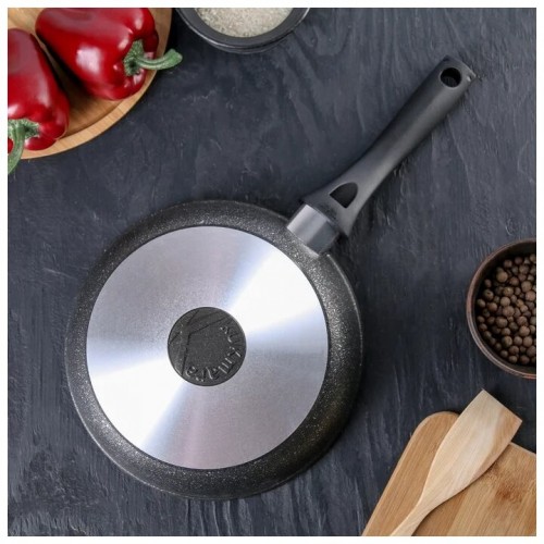 Сковорода Kukmara Мраморная смт227а не съемная ручка 22 см (темный мрамор) 2