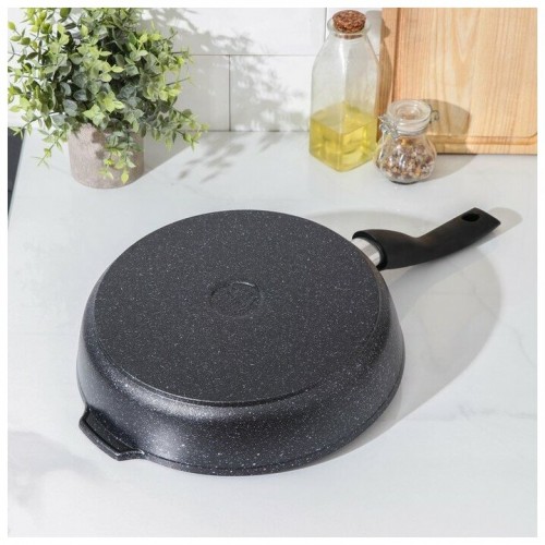 Сковорода Kukmara Мраморная смт283а съемная ручка 28 см (темный мрамор) 8