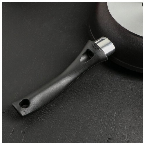 Сковорода Kukmara Традиция с227а не съемная ручка 22 см (черный) 6