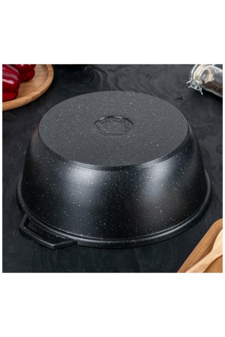 Кастрюля-жаровня Kukmara жмт42а 4 л (черный) 6