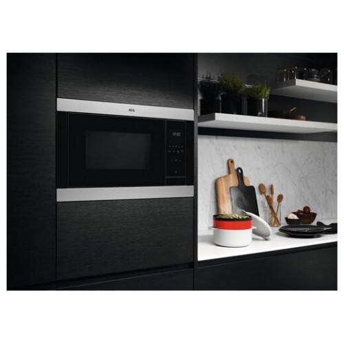 Микроволновая печь встраиваемая AEG MSB2547DM (черный/нержавеющая сталь) 1