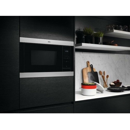 Микроволновая печь встраиваемая AEG MSB2547DM (черный/нержавеющая сталь) 4