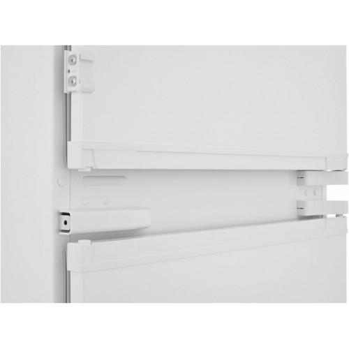 Встраиваемый холодильник Beko BCSA2750 (белый) 5