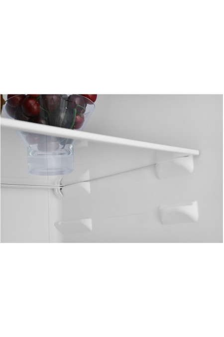 Встраиваемый холодильник Beko BCSA2750 (белый) 7