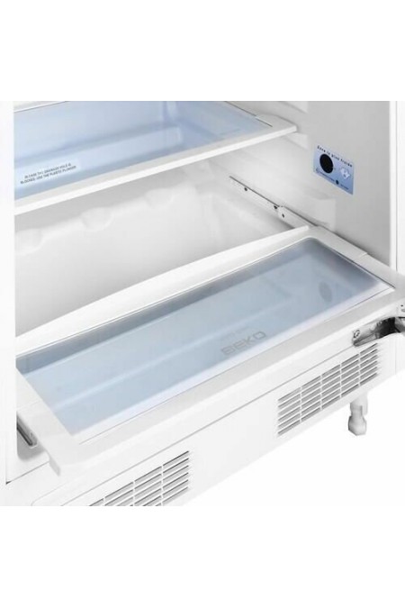 Встраиваемый холодильник Beko BU 1100 HCA (белый) 8