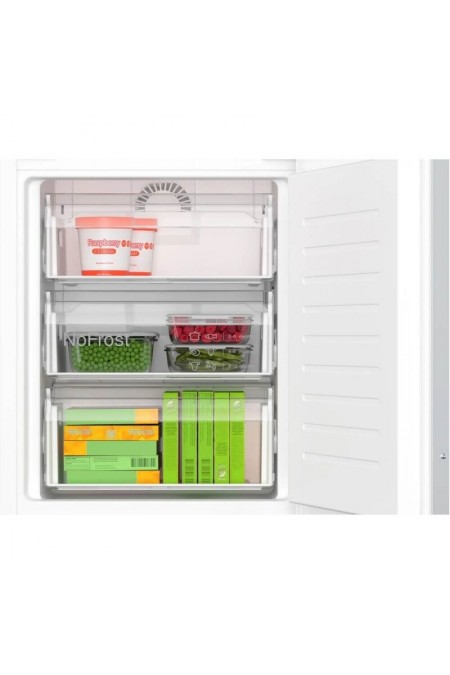 Встраиваемый холодильник Bosch KIN86ADD0 (белый) 4