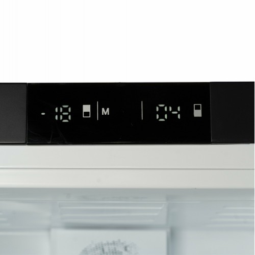 Встраиваемый холодильник Delonghi DCI 17NFE BERNARDO (белый) 7