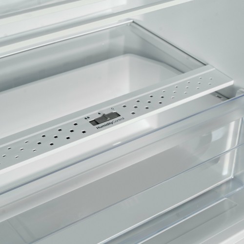 Встраиваемый холодильник Delonghi DCI 17NFE BERNARDO (белый) 8