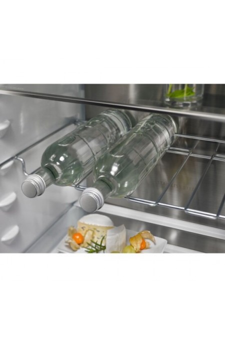 Встраиваемый холодильник Electrolux ENC8MC19S (белый) 9