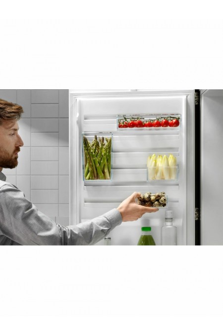 Встраиваемый холодильник Electrolux ENT6MD19S3 (белый) 8