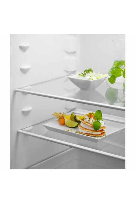 Встраиваемый холодильник Electrolux ENT6NE18S (белый) 5