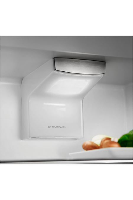 Встраиваемый холодильник Electrolux LNS9TE19S (белый) 1