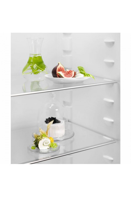 Встраиваемый холодильник Electrolux LRB3AE12S (белый) 3