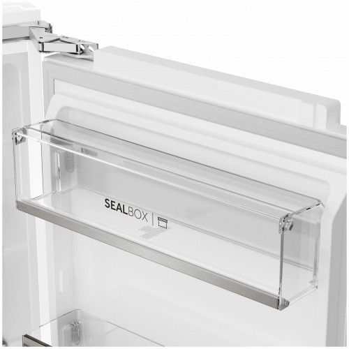 Встраиваемый холодильник Haier BCF5261WRU (белый) 4