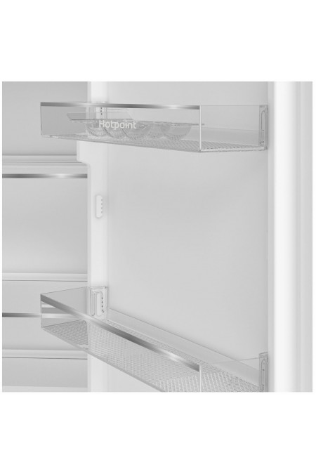 Встраиваемый холодильник Hotpoint-Ariston HBH 18 (белый) 4