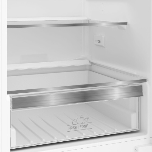 Встраиваемый холодильник Hotpoint-Ariston HBH 20 (белый) 3