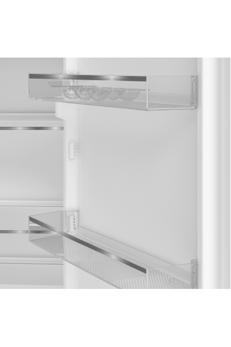 Встраиваемый холодильник Hotpoint-Ariston HBT 20 (белый) 4