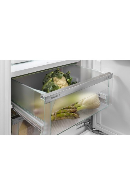 Встраиваемый холодильник Liebherr ICNe 5103 (белый) 4