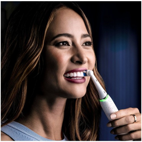 Электрическая зубная щетка Oral-b iO 10 stardust (белый) 6