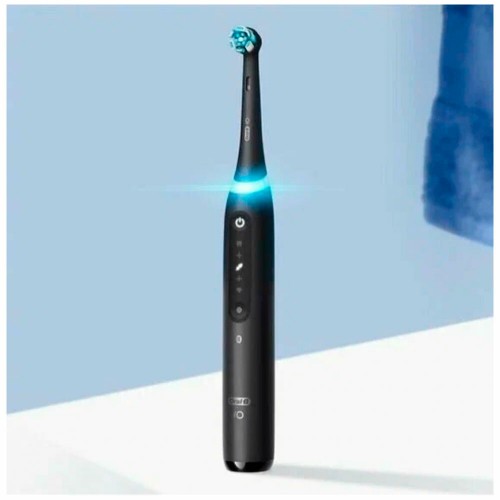 Электрическая зубная щетка Oral-B iO 5 Matte Black (черный) 2