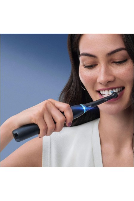Электрическая зубная щетка Oral-B iO Series 8 Limited Edition Onyx (черный) 6