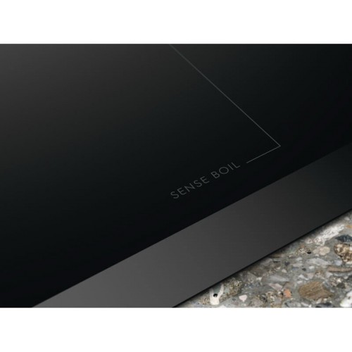 Электрическая варочная панель Electrolux EIS67453 (черный) 1