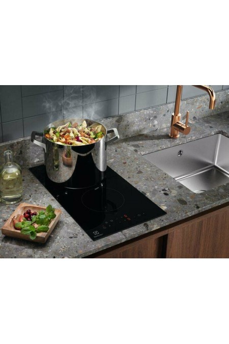 Электрическая варочная панель Electrolux LHR3233CK (черный) 7