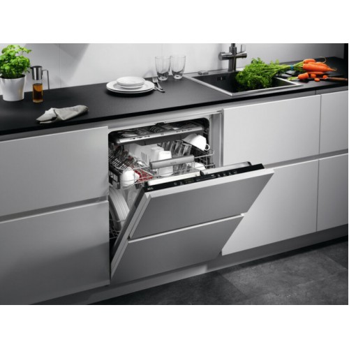 Встраиваемая посудомоечная машина AEG FSE94848P (черный) 9