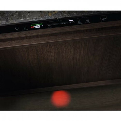 Встраиваемая посудомоечная машина Electrolux EEA23200L (белый) 6