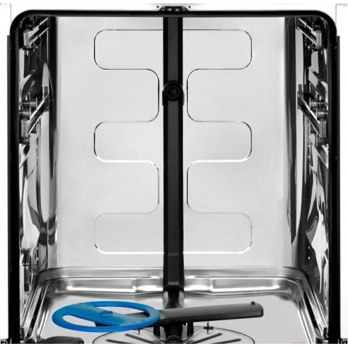 Встраиваемая посудомоечная машина Electrolux EEM48321L (белый) 5