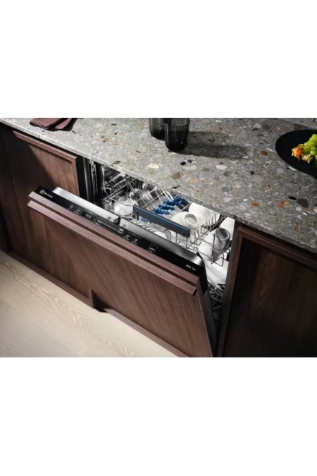Встраиваемая посудомоечная машина Electrolux EEQ47200L (белый) 8