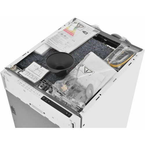 Встраиваемая посудомоечная машина INDESIT DIS 1C69 (белый) 9