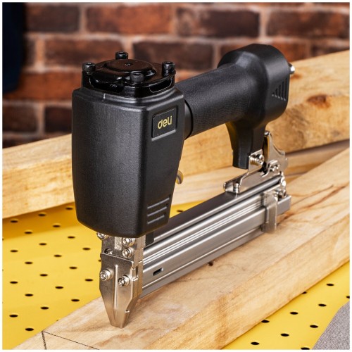 Пневмонейлер Deli DL-QDQ-F30B 4