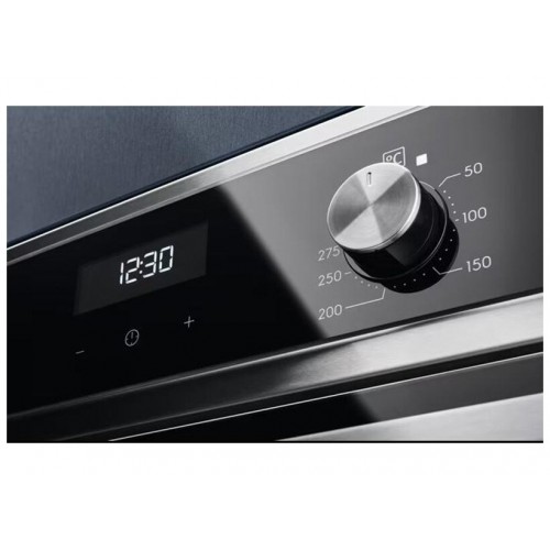 Электрический духовой шкаф Electrolux EOC5E70X (черный/нержавеющая сталь) 9