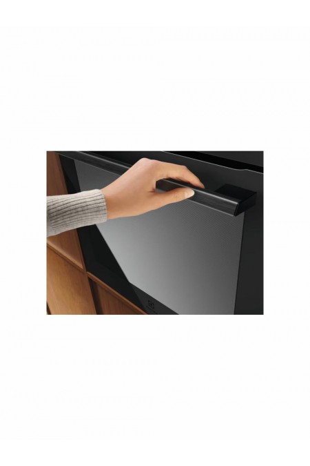 Электрический духовой шкаф Electrolux EOE9P3ST (черный) 2
