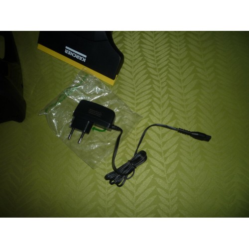 Ручной стеклоочиститель Karcher WV 2 Black Edition (1.633-426.0) (желтый/черный) 3