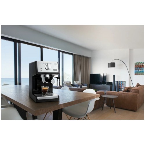 Кофеварка рожковая DeLonghi ECP 33.21. BK (черный) 4