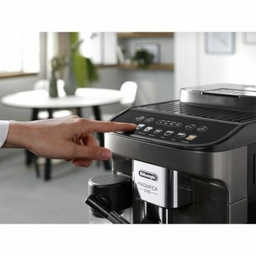 Кофемашина DeLonghi Magnifica Evo ECAM290.81. TB (черный/серый) 5