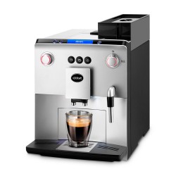 Кофемашина Kitfort КТ-7318 (серебристый/черный)