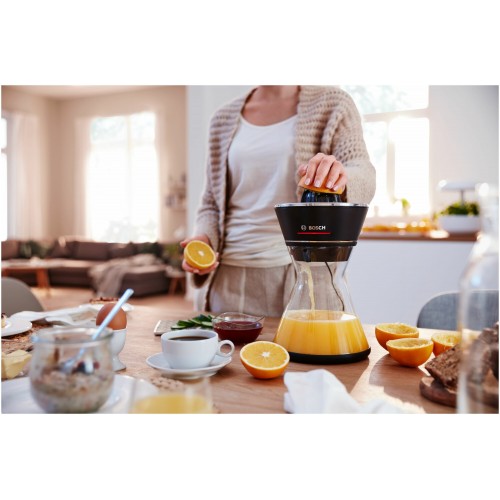 Соковыжималка для цитрусовых Bosch MCP72GPB (черный) 6