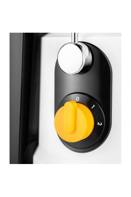 Соковыжималка Kitfort КТ-1145 (белый/черный) 2