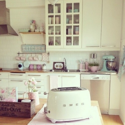 Тостер Smeg TSF01CREU (кремовый) 9