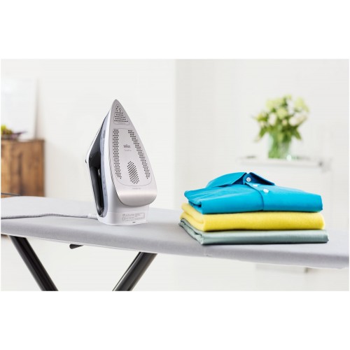 Утюг Braun TexStyle 7 Pro SI7149WB (белый/черный) 2