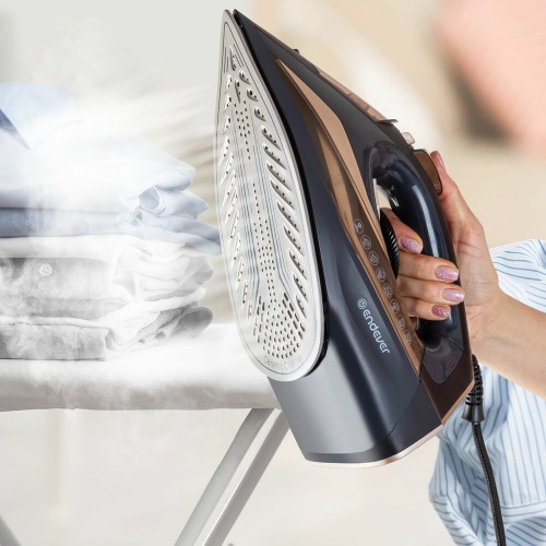 Утюг Endever DELTA-233 (черный/золотой) 1