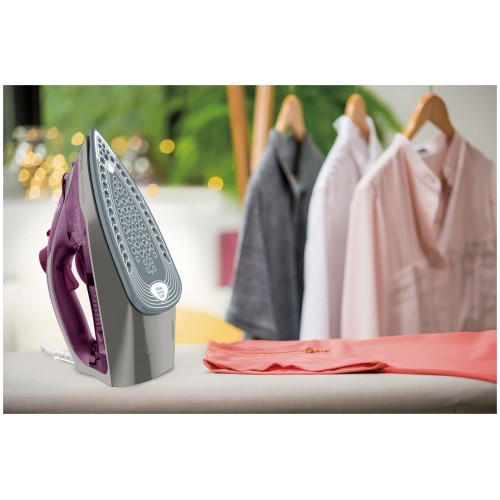 Утюг Tefal Express Steam FV2846E0 (бордовый/черный) 9