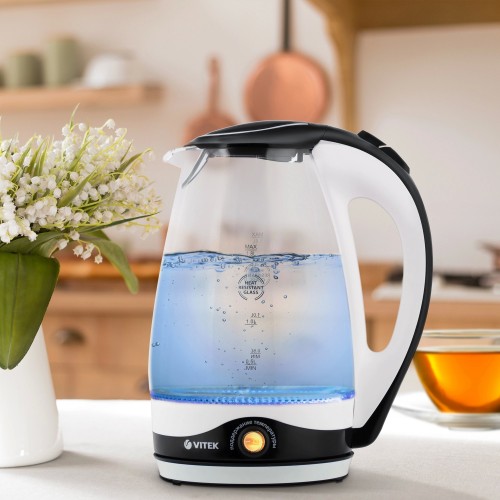 Электрочайник Vitek VT-7027 (черный/белый) 1