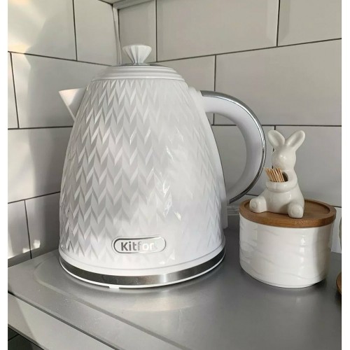 Электрочайник Kitfort KT-681 (белый) 4