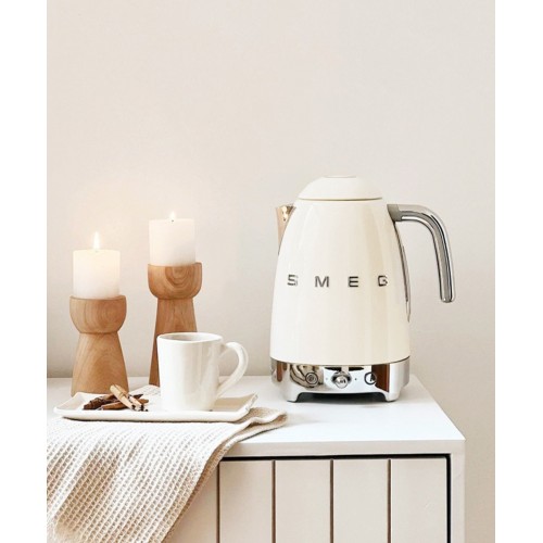 Электрочайник Smeg KLF04CREU (кремовый) 9